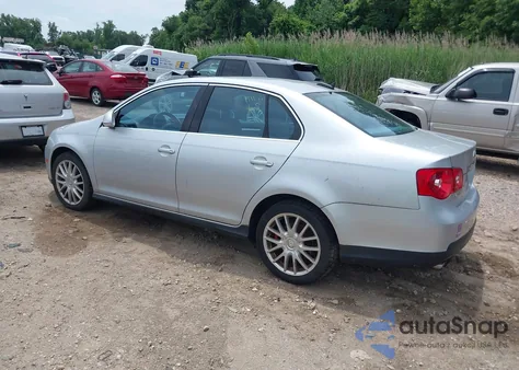 2006 Volkswagen Jetta Gli from USA, damaged, VIN 3VWXJ71K06M728828